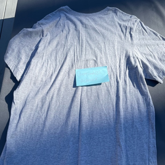 Nike “The Nike Tee” *NEVER WORN* - Picture 3 of 4